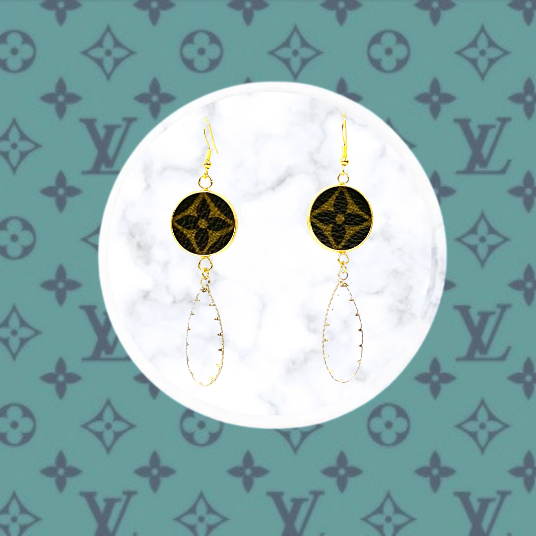 LV Again - Ava Earring In Alabaster