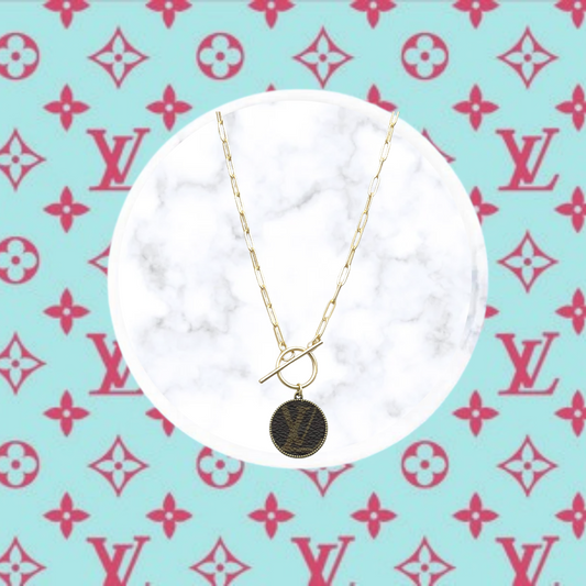 LV Again - Matte Gold Paperclip Necklace