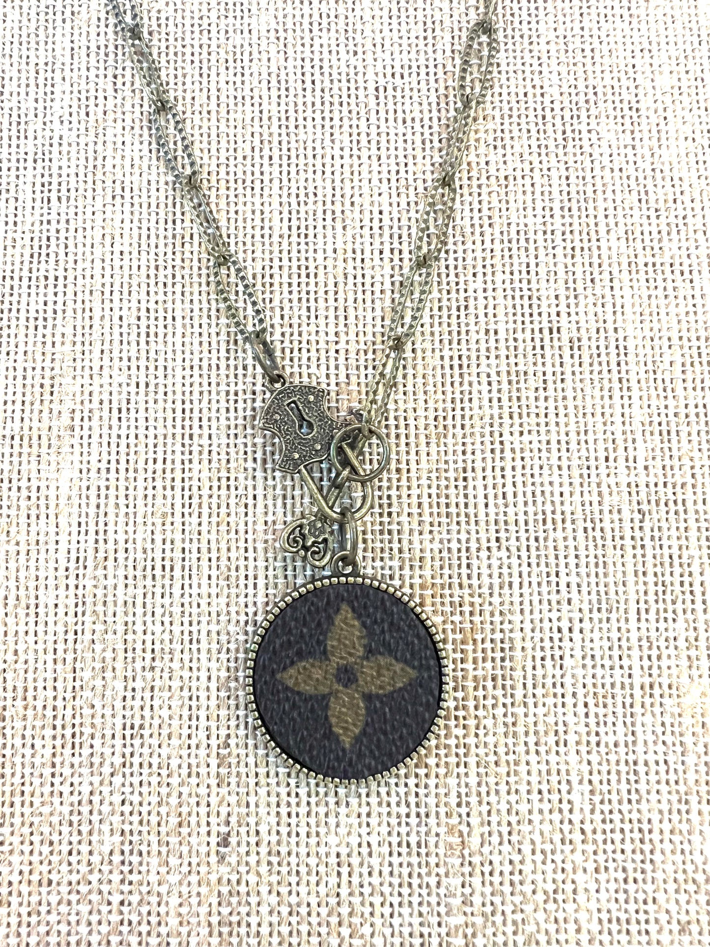 LV Again -Lock and Key Necklace